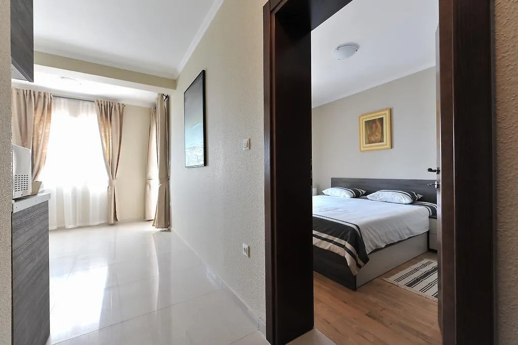 Apartmani Peric Meka Draga 奥布罗瓦茨 公寓