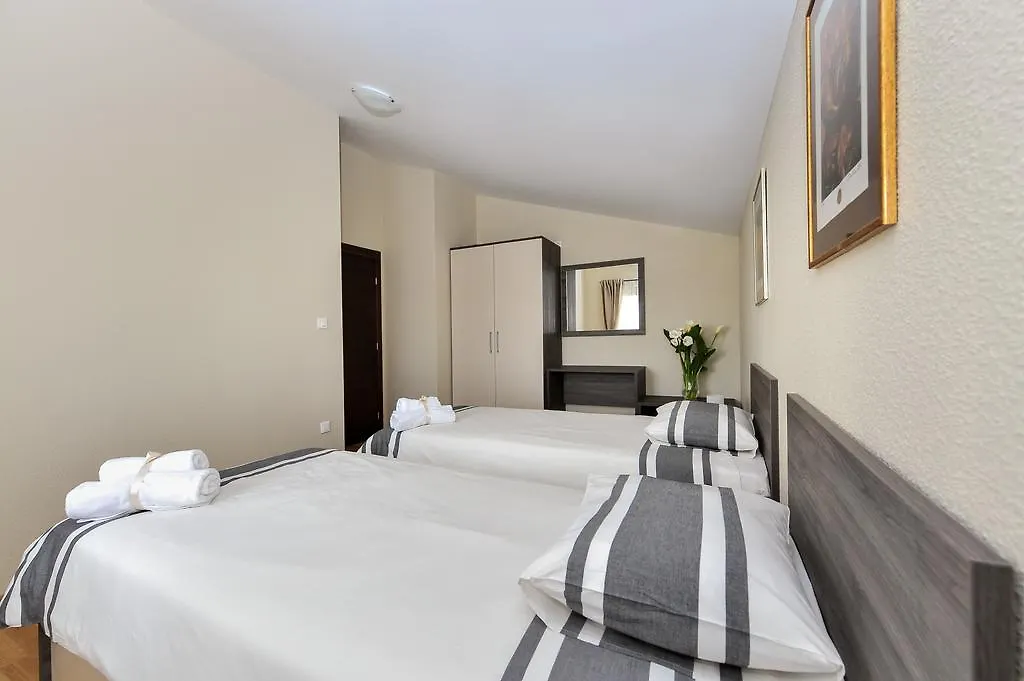 公寓 Apartmani Peric Meka Draga 奥布罗瓦茨