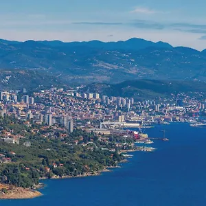 https://one-bedroom-apartment-in-matulji-51211-3.primorje-gorskikotar.com